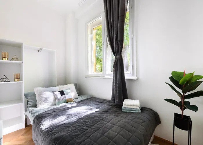 Otel Bery Homes